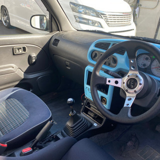 [商談中につき一時中断]5速MTミッション載せ換え済み‼️車検長い！フルバケ★社外ステアリング★ローダウン★社外マフラー★ダイハツミラ入庫しました！の画像