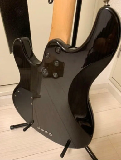 Ibanez ベース