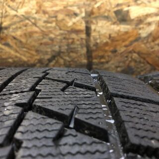 BS BLIZZAK VRX 255/40R19 19インチ スタッドレス 4本 VW ティグアン