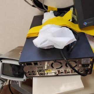 防犯監視カメラ、モニターの画像