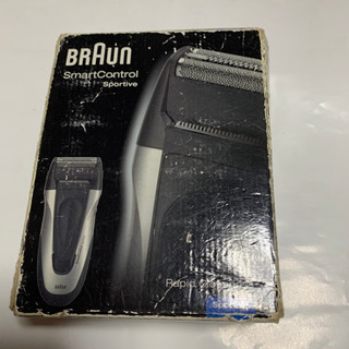 BRAUN充電式シェイバーの画像