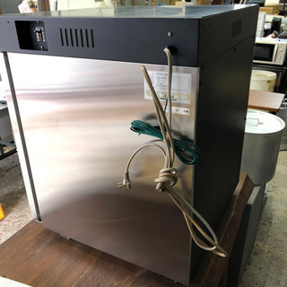 遠赤外線電気温蔵庫 米澤工業