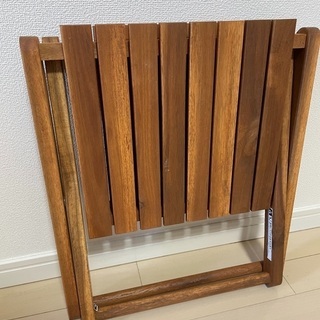 サイドテーブル無料で差し上げます。の画像