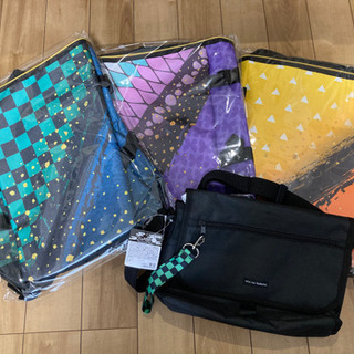 【値下げしました】4点まとめて　鬼滅の刃風　和柄スクエア型リュッ...