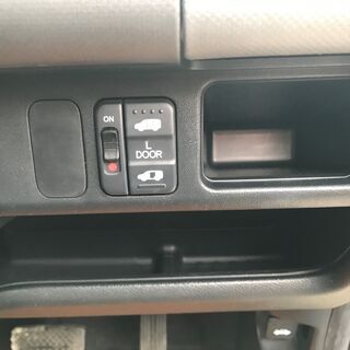 H18年式モビリオスパイク1.5w、左電動スライド、4ナンバー登録可能、フルフラットシート、車検コミで25万円の画像