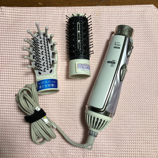 ヘアードライヤーの画像