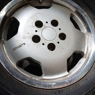スタッドレスタイヤとLISOアルミホイル4本セット