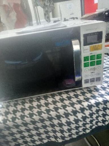 ヤマダ電機オーブン電子レンジ2018年生別館倉庫浦添市安波茶2-8-6に置いてます