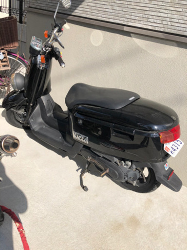 受け渡し者決定しました。連絡くれた方、申し訳ありませんでした。ヤマハ　BOX 原付バイク