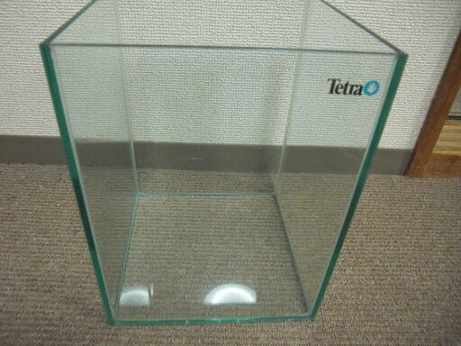 決まりました。20×20×26の水槽（中古品）