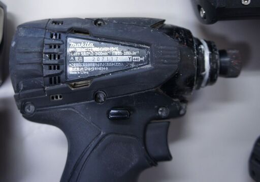 マキタ　14.4V　インパクトドライバ、掃除機、LEDライトセット
