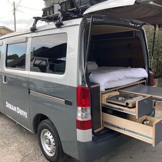 トヨタタウンエース　キャンパー仕様　車中泊仕様ベッドキットバンライフの画像