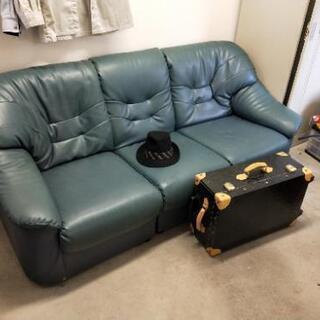 完売！0円祭り！　持ってけ！　ソファ