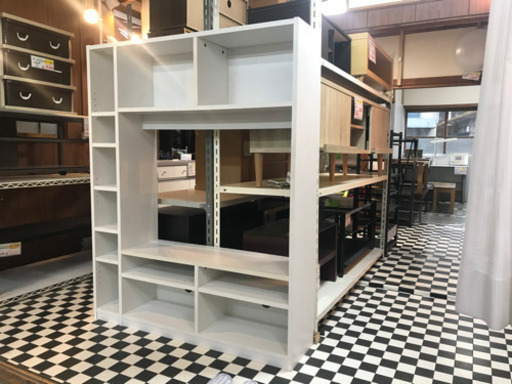 【リサイクルショップ八光　田上店　配達・設置OK】ホワイト　壁面テレビボード　40型まで対応