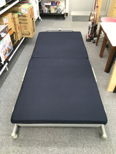 i213 折り畳みベッド　シングル
