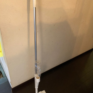 【水ぶきできるモップ】