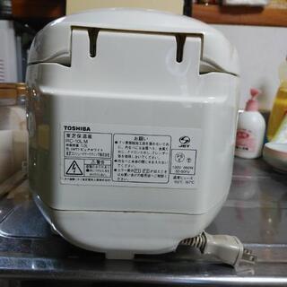 TOSHIBA　東芝製炊飯器　5.5合炊き　の画像