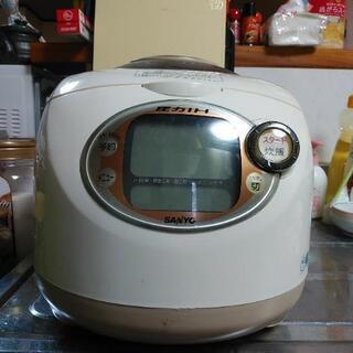サンヨー圧力IHジャー炊飯器　一升炊き　1.8Lの画像