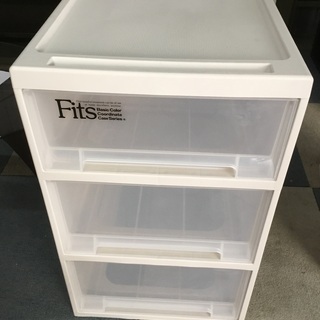 Fitsケース　3段