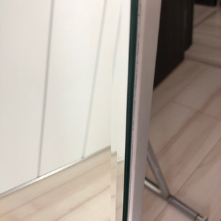 【更に値下げしました、2/27今日まで掲載です】スタンドミラー　枠なし　全身姿見鏡の画像