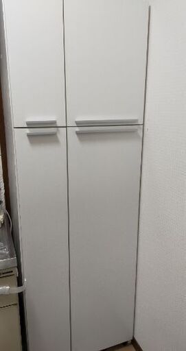 収納棚