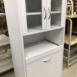 【リサイクルショップどりーむ天保山店】1087　食器棚　レンジボード　コンパクトサイズ　ホワイト　中古品の画像
