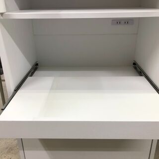 【リサイクルショップどりーむ天保山店】1087　食器棚　レンジボード　コンパクトサイズ　ホワイト　中古品の画像