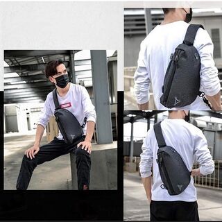 新品　未使用　そのほかも色々激安にて、出品してます！！[Dacgua] ショルダーバッグ メンズ ボディバッグ 斜めがけバッグ USBポート 軽量 大容量 軽量撥水 多機能 iPad mini収納可能 ショルダー付替え可能 通学 通勤 旅行 アウトドア サイクリング スポーツ カジュアルの画像