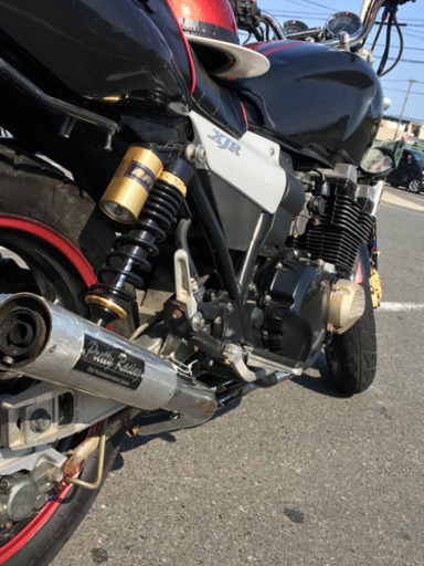 ガニマタブレッド