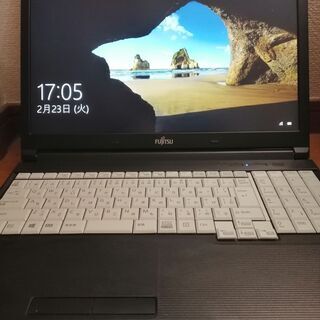 富士通　高年式第7世代Core i5搭載 HDD500G DDR4メモリ12G HDMI出力 Wifi対応 フルHDIPS液晶 最新Windows10搭載