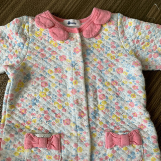 花柄ロンパース 70サイズの画像