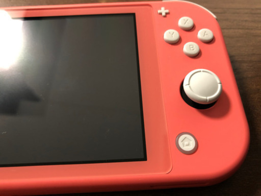 Nintendo Switch lite コーラル