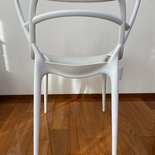 カルテル マスターズチェア ホワイト