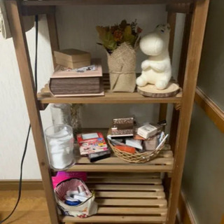 サリュ　棚の画像