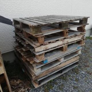 木製の廃パレットㅤ木材及び木片
