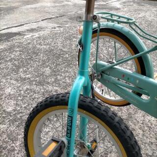ハッチ自転車アンドユニ一輪車の画像