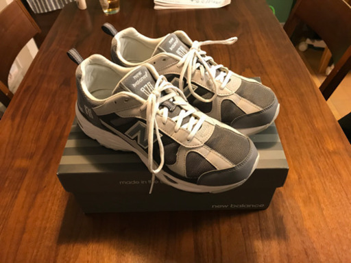 美品！ニューバランス　878