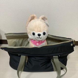 ペット用のキャリーバックですほとんど使用しておりませんの画像