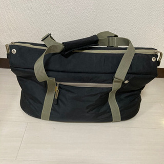 ペット用のキャリーバックですほとんど使用しておりませんの画像
