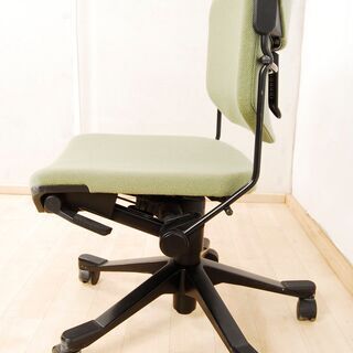4699 giroflex ジロフレックス オフィスチェア 33-3077 回転椅子 高さ調節可 高さ 77.5cm 座面高さ 39-49cm 愛知県岡崎市 直接引取可の画像
