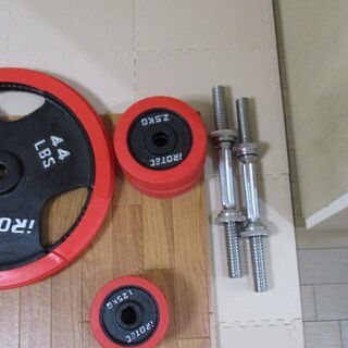 【値下げ】バーベル・ダンベルセット140kg ＋ スクワットラック ＋ セーフティラック ＋ フラットベンチ ＋ 床材一式の画像