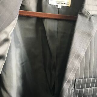店頭販売済🎁ﾌﾟﾗｲｽﾀﾞｳﾝ🤩 タケオ　キクチ　ジャケット　黒　TAKEO KIKUCHI　 Lサイズ🎁の画像