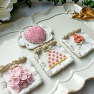 ローズの絵画風アイシングクッキー（バラ絞り付）