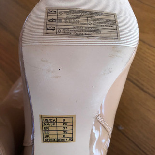 Forever21 エナメルブーツの画像