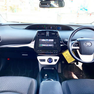 #自社ローン《最長１２０回》《頭金なし》プリウス　4WD