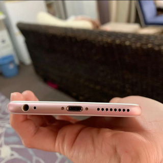 Iphone 6s プラス　128ギガの画像