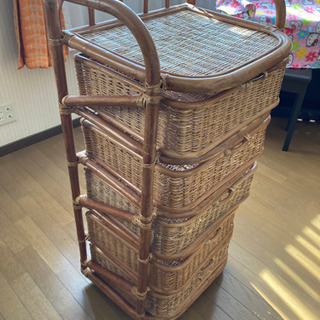 籐家具　五段収納の画像