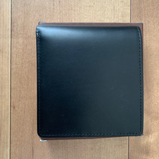 【新品未使用】Whitehouse Cox(ホワイトハウスコックス)二つ折り財布　黒の画像