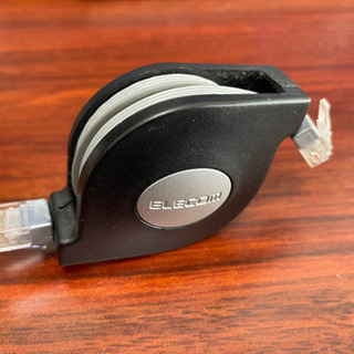 092値下げ【中古】エレコム LANケーブル カテゴリ5  巻き取り式2.5m  LD-MCTU/BK2の画像