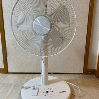 扇風機　リモコン付き